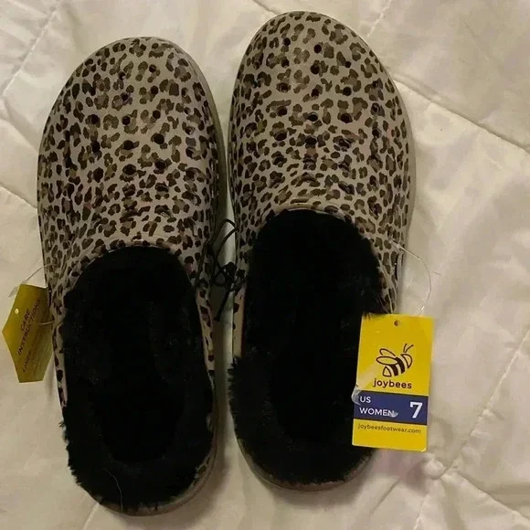 NWT Joybees Fleece (removable) Lined Clogs womens size 7 - Picture 1 of 4